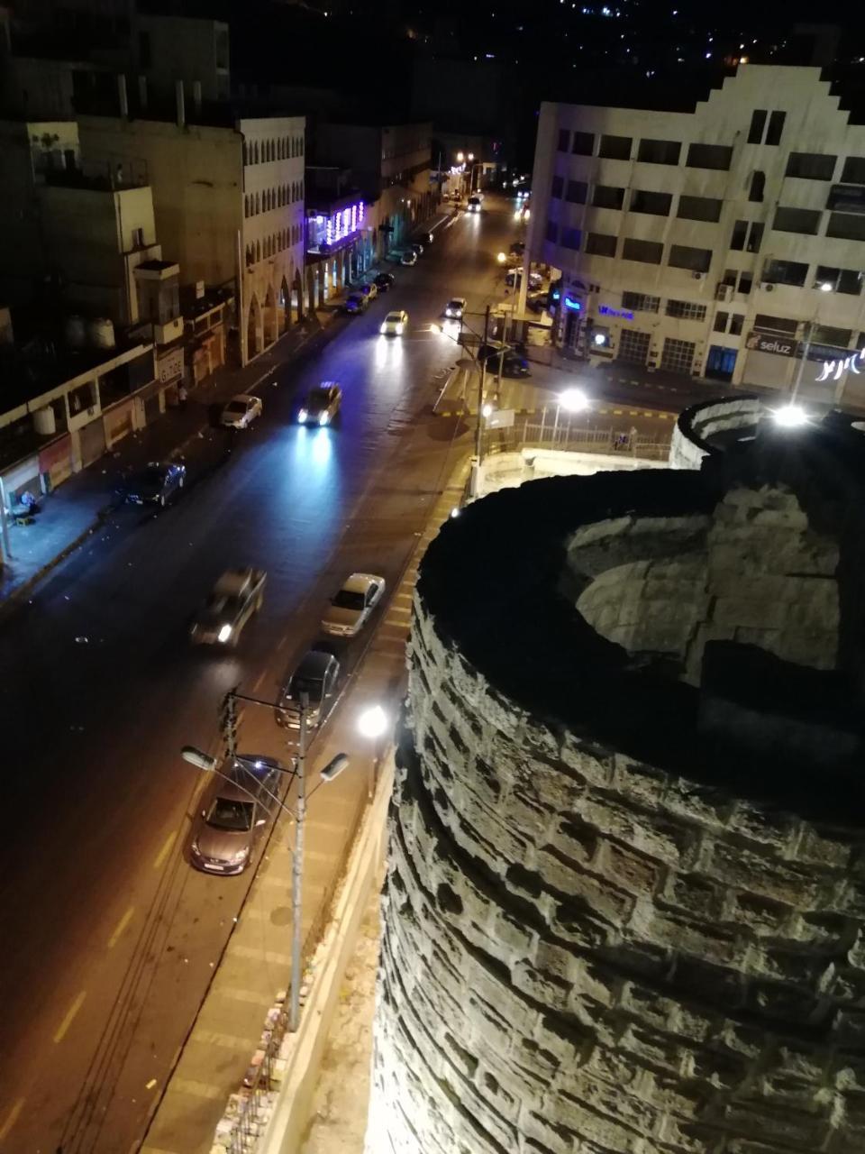 Al-Houriat Hotel Amman Exterior photo